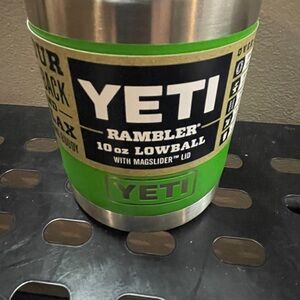 NWT YETI Rambler 10 oz Lowball with Magslider Lid in canopy green
